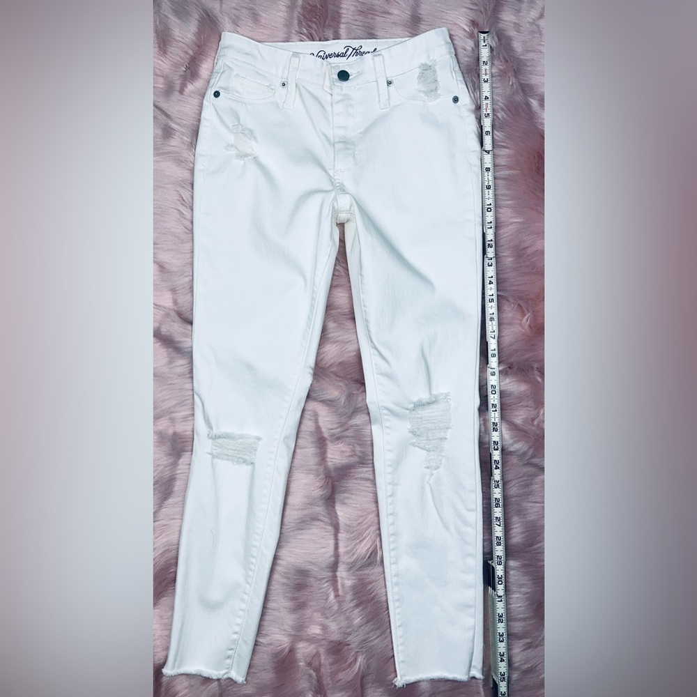 Universal Thread Mid Rise Skinny Ankle Jean Sz. 2/26short Frayed Hem